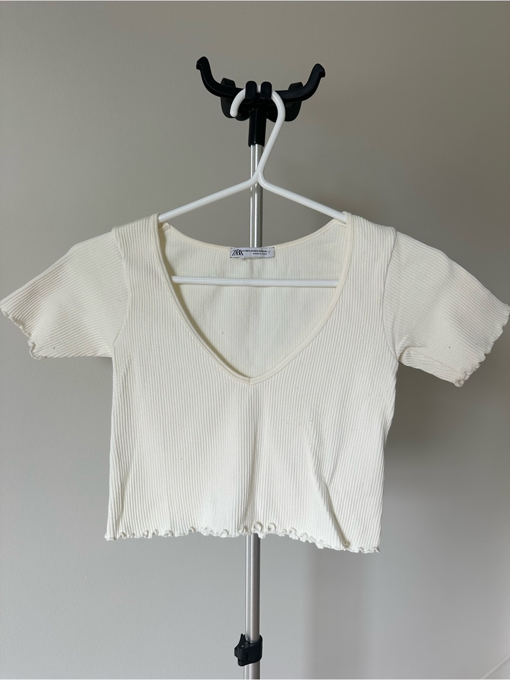 Zara Seamless Ribbed Crop Top - Cream